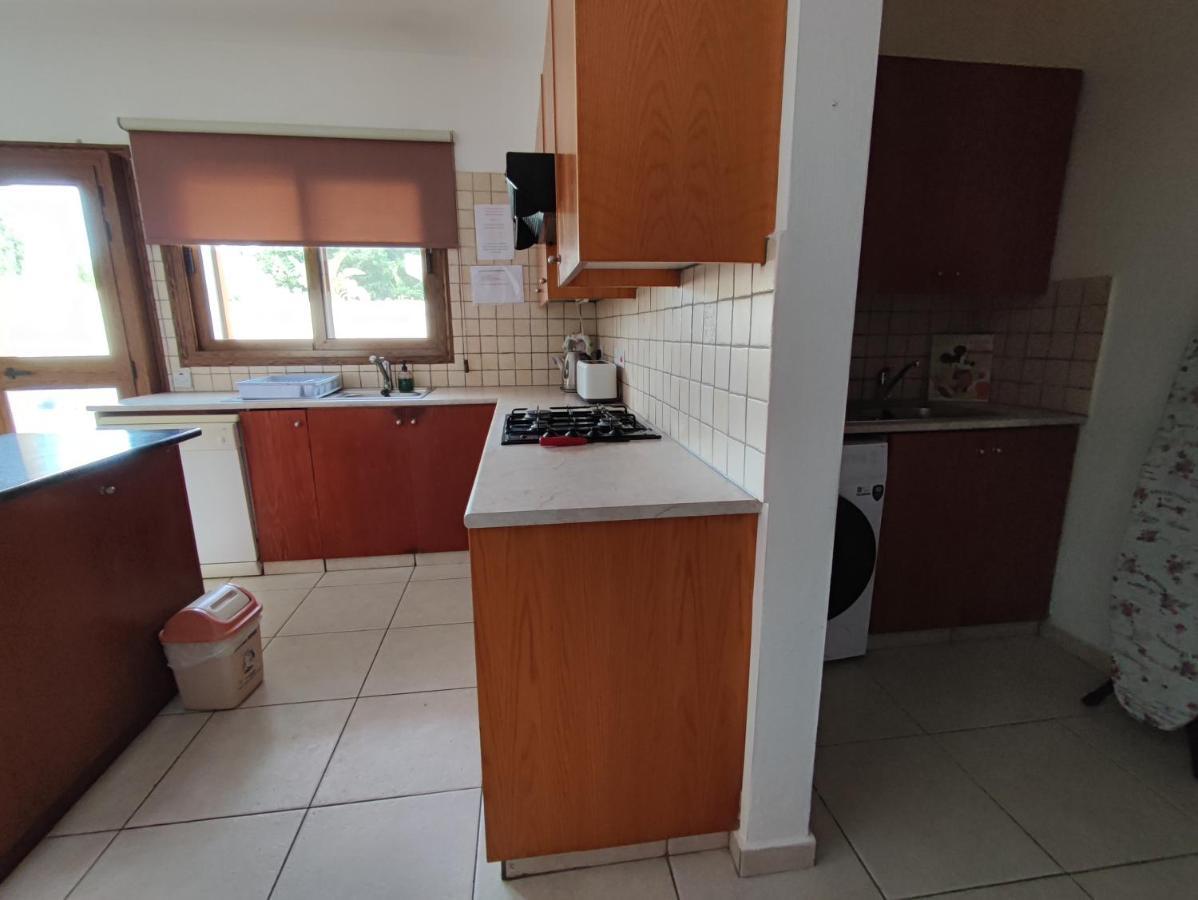 Villa Rina Paphos Kültér fotó
