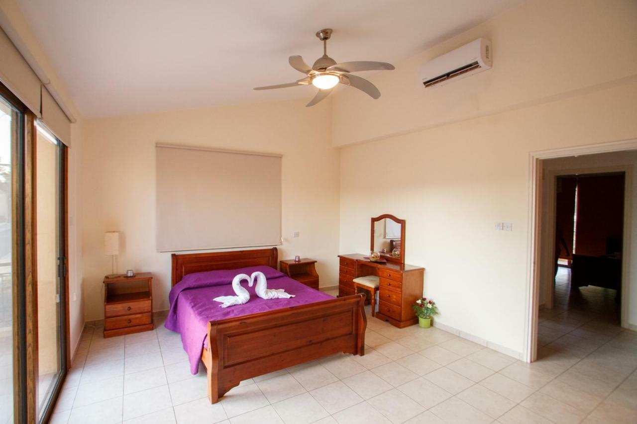 Villa Rina Paphos Kültér fotó