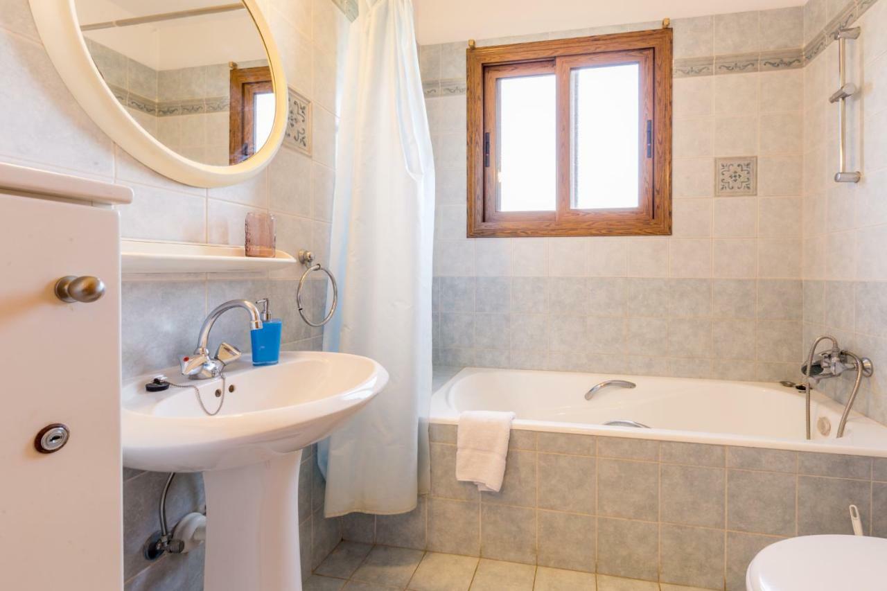 Villa Rina Paphos Kültér fotó