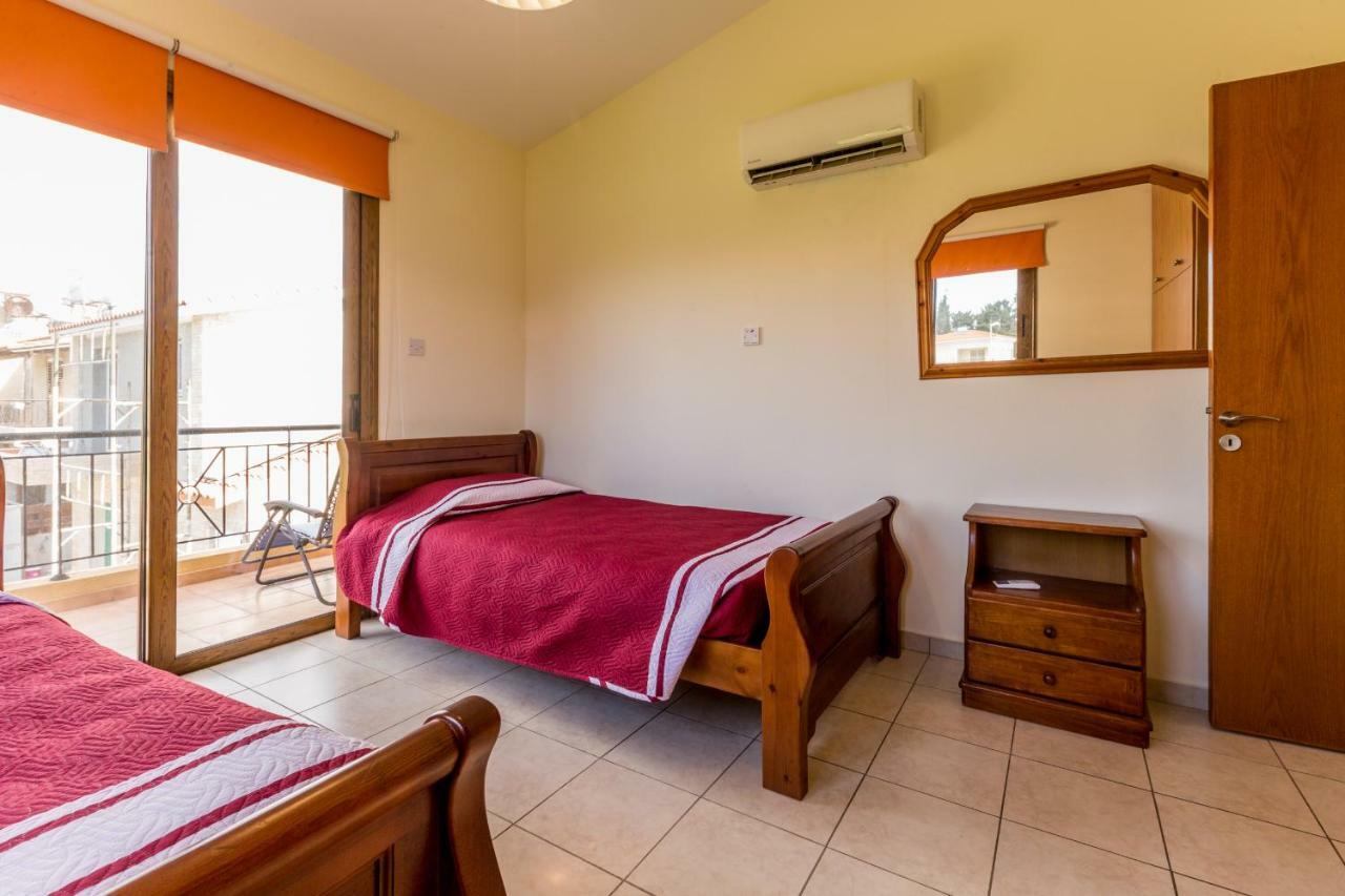 Villa Rina Paphos Kültér fotó
